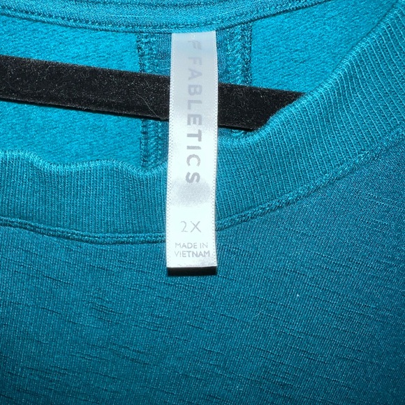 Fabletics Split Tie Back Shirt- Blue/Green 2XL - Picture 3 of 6